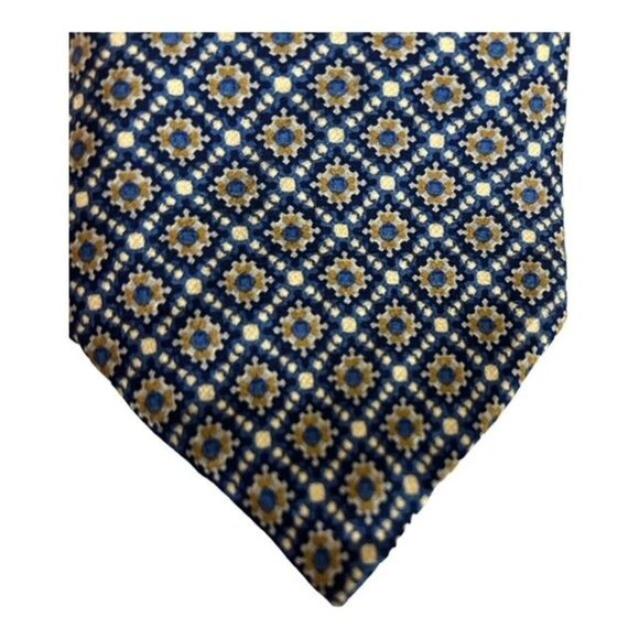 Claiborne Men's Neck Tie Silk 57" L 4" W USA Made - Picture 2 of 3